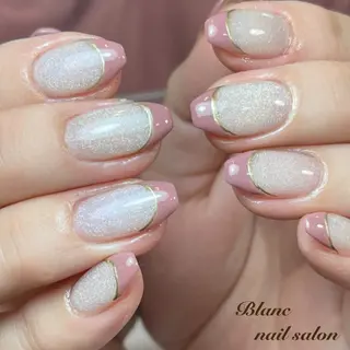 ミディアム Blanc ブランのネイルデザイン