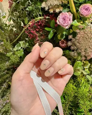 ミディアム misa🌼 自由が丘のネイルデザイン