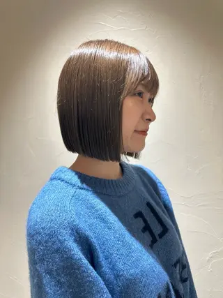 ショート センターパート /ニュアンスパーマのヘアスタイル