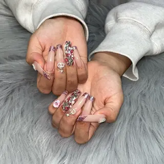 ネイル RICO NAIL所属・RICO Nail パーツつけ放題🌈のネイルデザイン