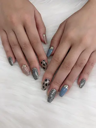 ネイル 🦋ネイルサロン ブラン🌈ゆりのネイルデザイン