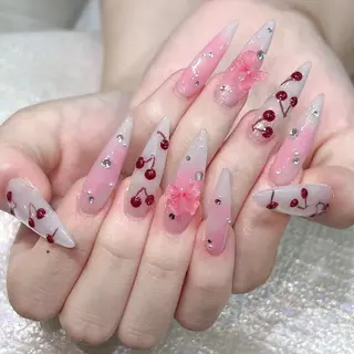 ネイル Queens ゲンのネイルデザイン