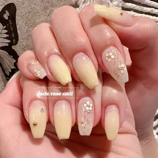 ネイル も りのネイルデザイン