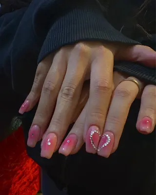 ネイル chik所属・hamaguchi licoのネイルデザイン