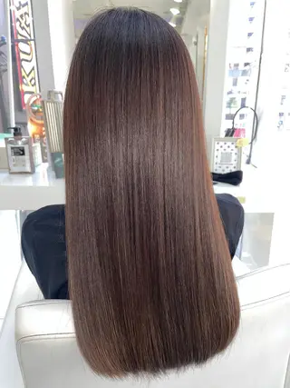 セミロング カラー パーマ ヘアアレンジ メンズ キッズ ネイル マツエク・マツパ 20代半ば上質なへア ケア 髪質改善 大西のヘアスタイル