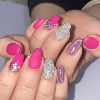 ネイル QULEONAIL所属・大城 裕麻のネイルデザイン