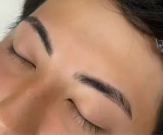 メンズ アイブロウ BEAUTYGENE 🪽nakoのマツエク・マツパデザイン