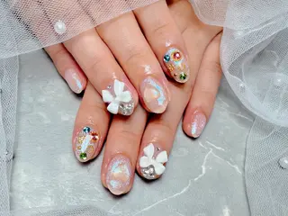 ネイル マジックミラー所属・マジック ミラーのネイルデザイン