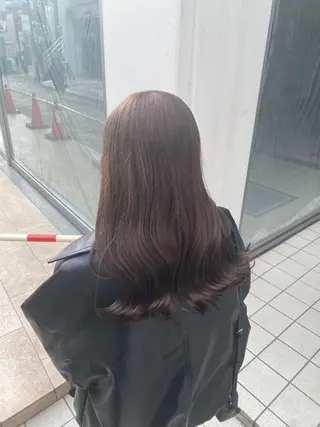 セミロング THESALONS所属・🤍ブリーチカラー /寄田龍樹🤍のヘアスタイル