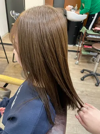 セミロング カラー nalu新宿所属・🦋春山 さとみ🦋のヘアスタイル