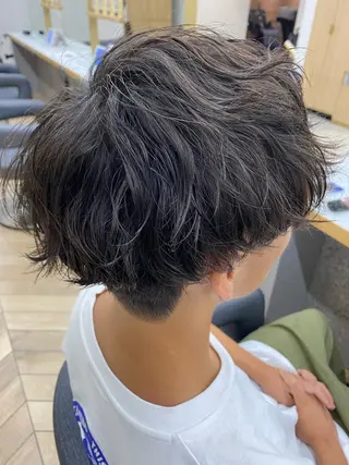 パーマ メンズ ショート/似合わせ/ オクズミ ジュンのヘアスタイル