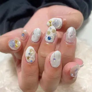 ネイル The Best Beauty受付担当のヘアスタイル