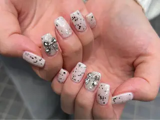 ネイル 河野 弥月のネイルデザイン