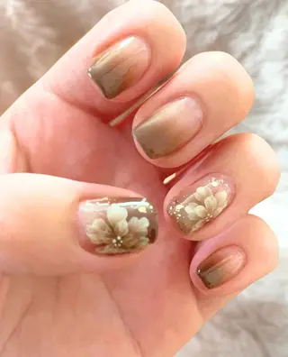 ネイル Nail salon Loaのネイルデザイン