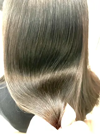 セミロング style 横浜のヘアスタイル