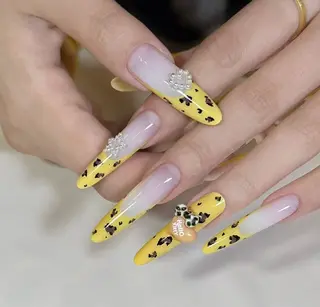 ネイル Oomiya 服部のネイルデザイン