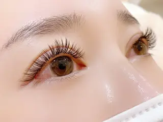 マツエク・マツパ Ohana eyelash 立川店所属・藤下 れなのマツエク・マツパデザイン