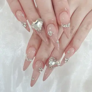 ネイル Lee Nailsのネイルデザイン