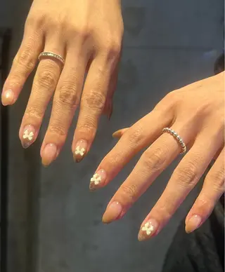 ネイル BeautySalonMIYAVI所属・浅草MIYAVI クミのネイルデザイン