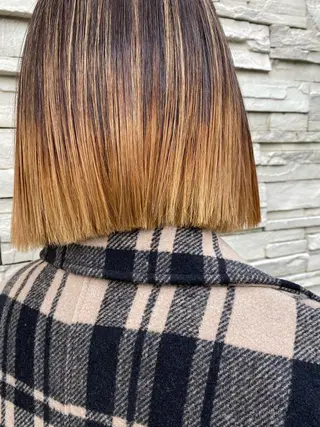 ミディアム カラー 透明感カラーブリーチ 🌼シゲモトアヤ🌼のヘアスタイル