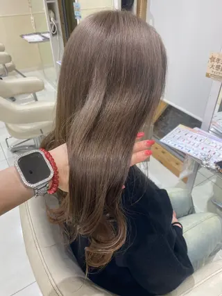 ロング カラー 中山 愛美莉のヘアスタイル