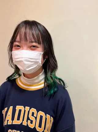 ミディアム カラー AIconic nagoya所属・縮毛矯正/ レイヤー/ミディアムのヘアスタイル