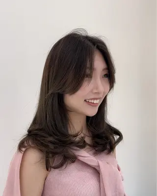 ミディアム カラー ミタニ/髪質改善 /レイヤーカットのヘアスタイル