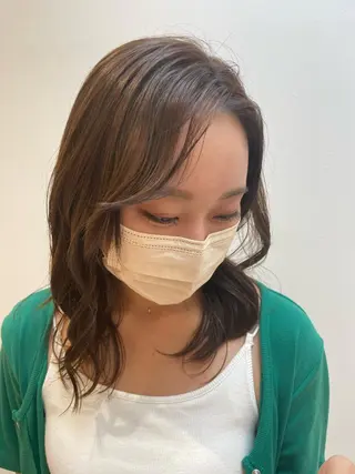 ミディアム レイヤー/ハイトーン 🫧‪Erikaのヘアスタイル