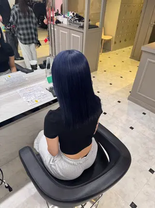 セミロング カラー 🥀レイヤー×ハイト ーントレンドヘア🥀のヘアスタイル