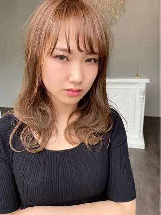 セミロング カラー 成松 勇治のヘアスタイル