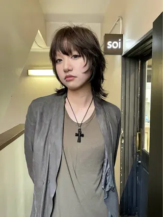 ミディアム カラー 安部佑哉/ハイトーン /レイヤー/ブリーチのヘアスタイル