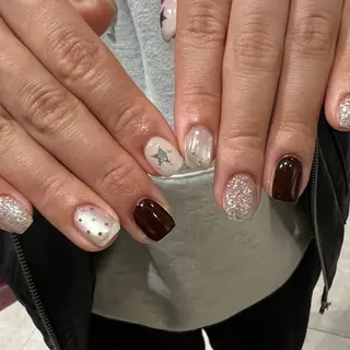 ネイル erika ．のネイルデザイン