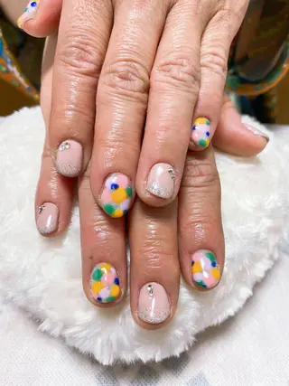 ネイル The Best Beauty受付担当のヘアスタイル