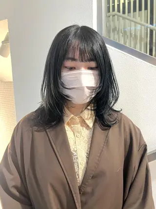 セミロング カラー 【韓国ヘア・ネイル】 HINATA🍒のネイルデザイン