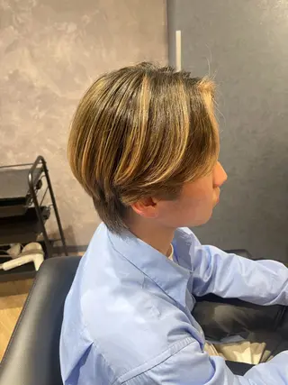 ショート Labimani所属・近藤 七海／箕面／艶カラーのヘアスタイル