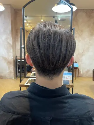 カラー MIKU ナチュラルヘア✂️✨のヘアスタイル
