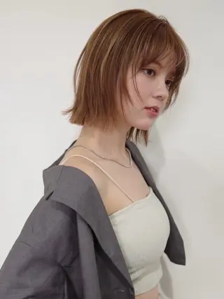 ミディアム カラー レイヤー/韓国ヘア 杉浦結梨のヘアスタイル