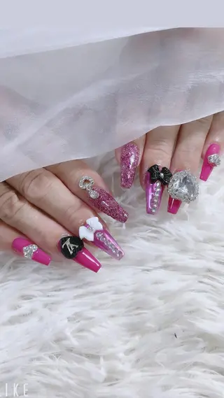 ネイル 高草木 桃香のネイルデザイン