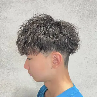 ショート カラー パーマ ヘアアレンジ メンズ キッズ ネイル マツエク・マツパ アイブロウ 仕上がり満足度No. 1🔥BLUCK🔥のヘアスタイル