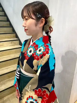 ロング ヘアアレンジ 亀井 里奈のヘアスタイル