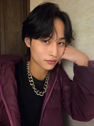 ミディアム メンズ ヘアメイク  ハイトーン キャロのヘアスタイル