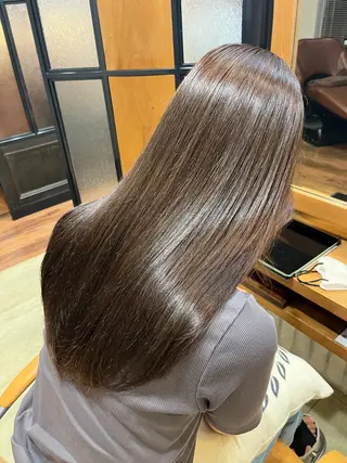 ロング カラー 石毛 ひかるのヘアスタイル