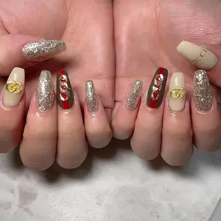 ネイル 知花 梨花のネイルデザイン