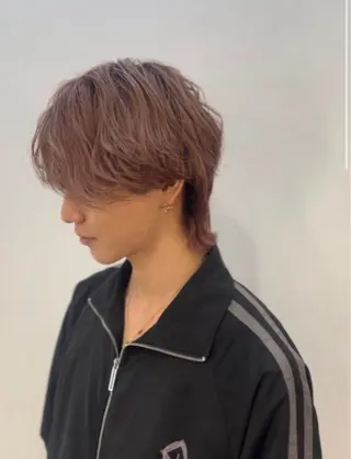 ミディアム メンズ cachecache白金高輪店所属・白金/髪質改善/ダブ ルカラー/ハイトーンのヘアスタイル