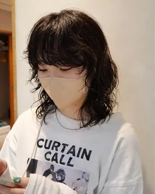 ミディアム カラー パーマ 若林 良のヘアスタイル