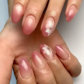 ミディアム ネイル 下妻市ﾈｲﾙｻﾛﾝ M_styleのネイルデザイン