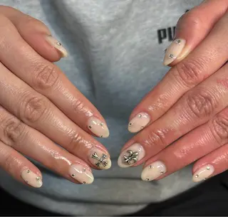 ネイル Queen‘s nailのネイルデザイン