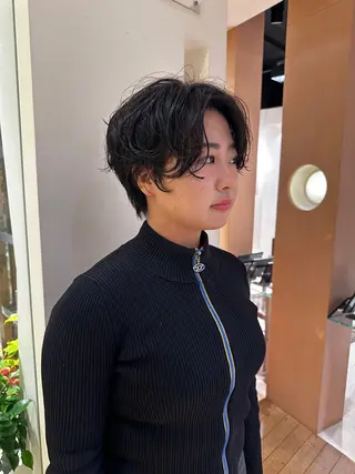 ショート 青木龍樹/パーマモデ ル/似合わせパーマのヘアスタイル