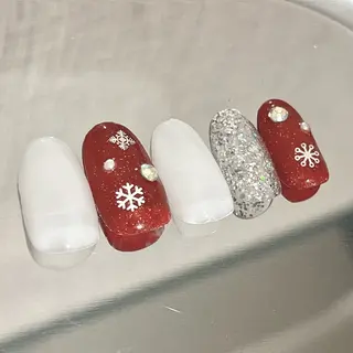 ネイル キャンアイドレッシー六本木店所属・MIKA／耳ツボ ／マグネットネイルのネイルデザイン