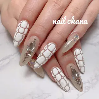 ロング ネイル 那覇🏝️台湾人 ネイリストSHIUのネイルデザイン